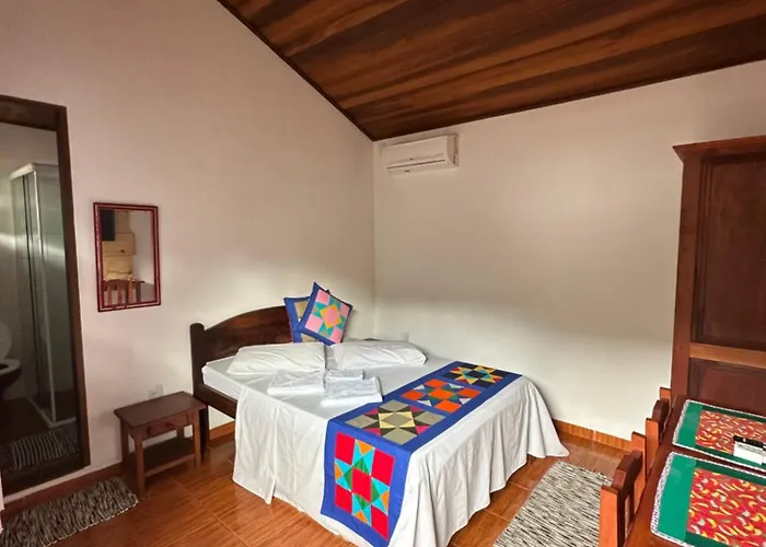 Naymar Paraty Casa Familiar