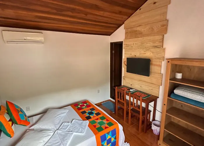Naymar Paraty Casa Familiar
